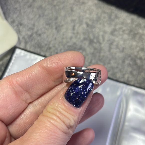 Worn once LeVian Sapphire and diamond ring - Picture 4 of 8